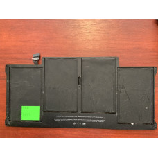 3713 оригінал! APPLE A1496 Знос: 43% A1405 A1466 A1496
